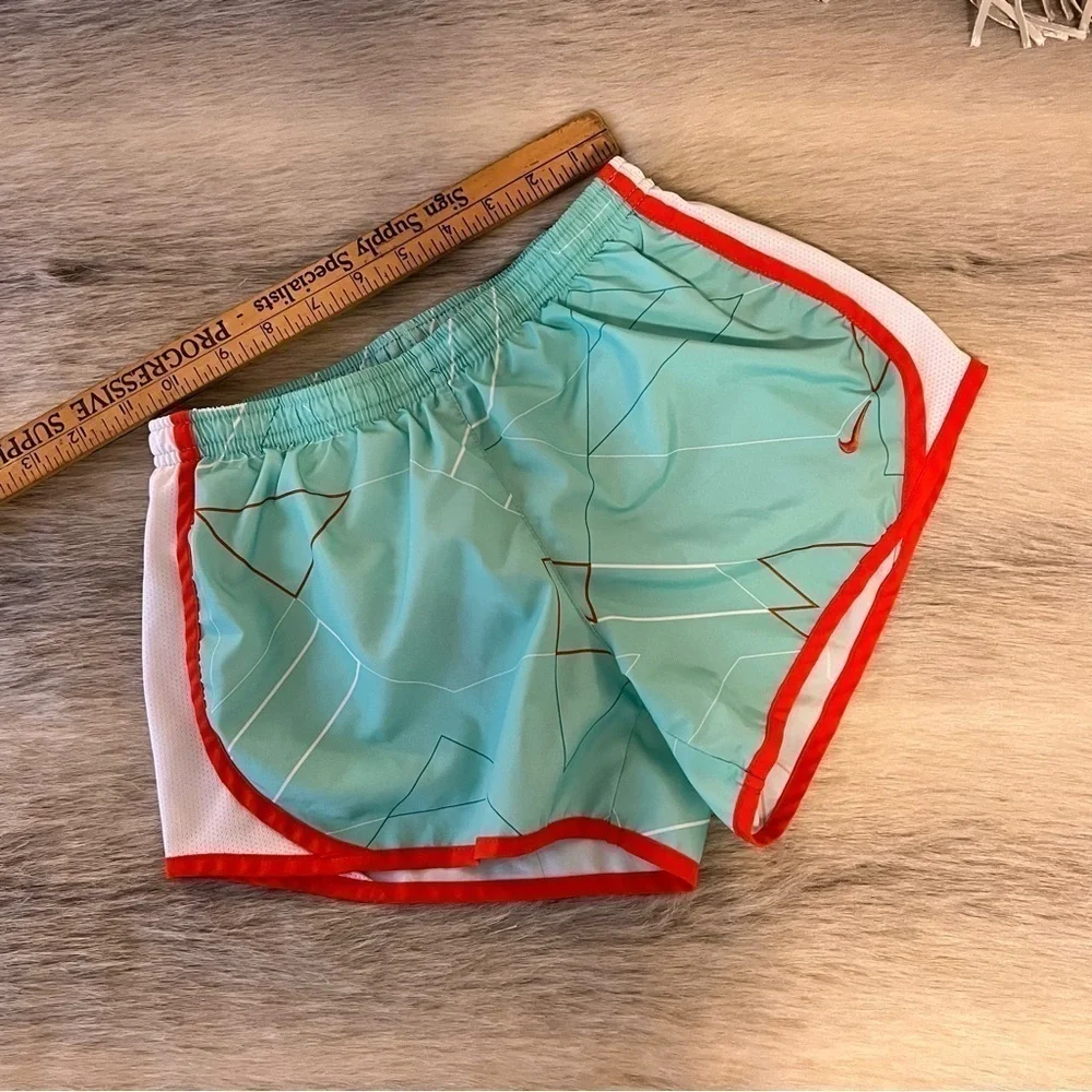 NIKE Dry Fit Aqua Orange Graphic Swoosh Lightweight Athletic M Shorts Workout